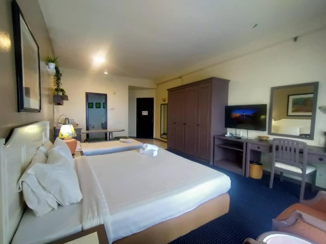 17 Jazz Sweet Beachfront Resort Tanjung Bungah  Esterno foto